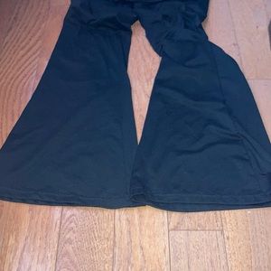 SHEIN Flared Black Leggings Size: S